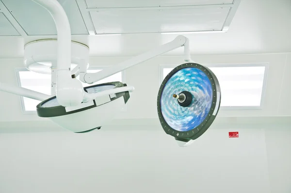 Lighting in surgery room in hospital — Stock Photo, Image