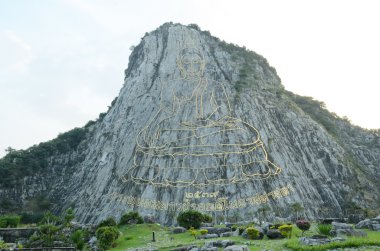Uçurumdaki khao chee jan, oyma Buda resim