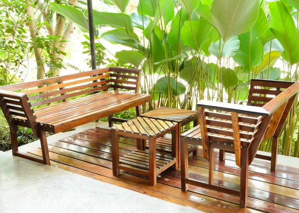 Dining table and chair in the garden — Stock Photo, Image