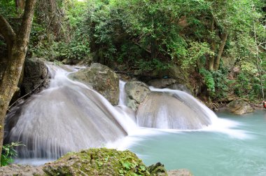 Erawan şelale seviye 4