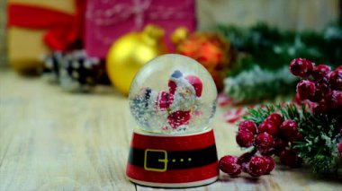 Ağaç için Noel süslemeleri. Seçici odak.