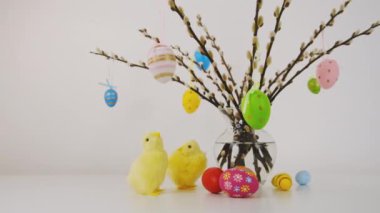Yumurtalı güzel Paskalya arkaplanı. Seçici odak.