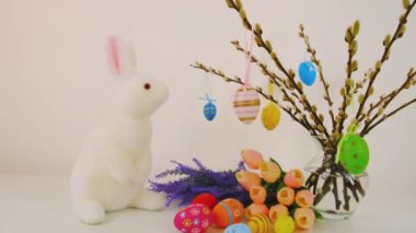 Yumurtalı güzel Paskalya arkaplanı. Seçici odak.