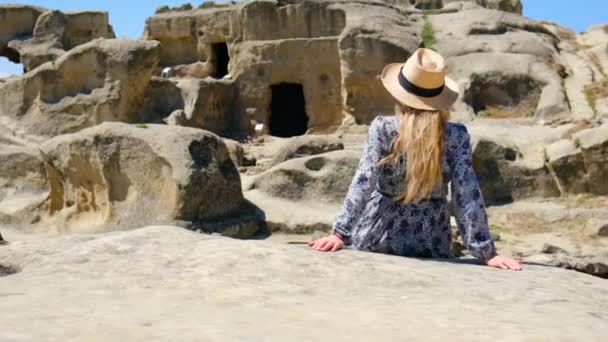 Toeristen Georgië Stad Uplistsikhe Selectieve Focus Natuur — Stockvideo