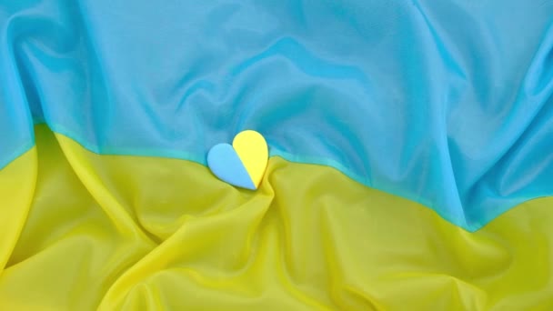 Серце Українському Прапорі Прекрасне Вибіркове Фокусування Любов — стокове відео