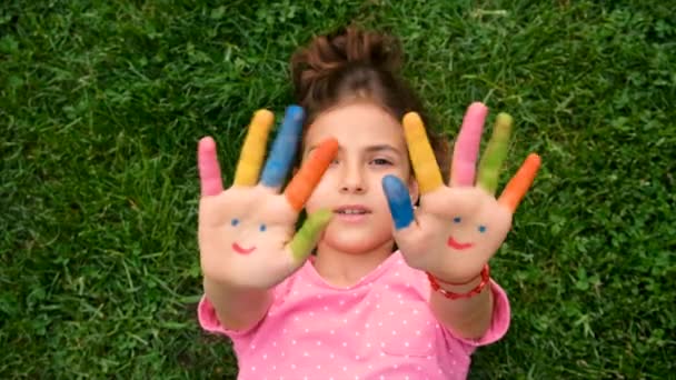 Child Hands Park Drawing Paint Selective Focus Kid — Stockvideo