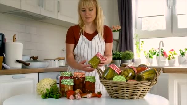 Woman Jar Preserve Vegetables Kitchen Selective Focus People — Vídeo de stock
