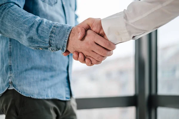 Close Shot Teamwork Handshake Office Empresário Empresário Freelancer Apertando Mãos — Fotografia de Stock