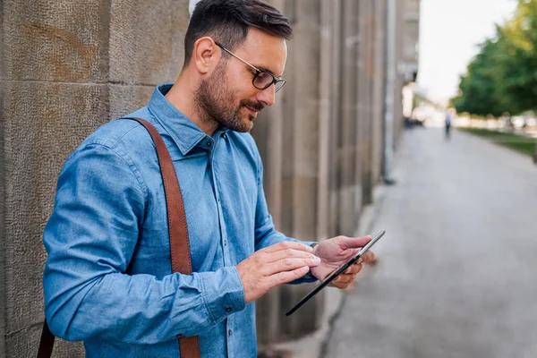 Confident Male Entrepreneur Using Digital Tablet Young Professional Commuter Carrying — Φωτογραφία Αρχείου