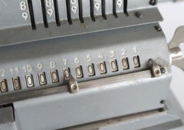 Klasik Mekanik arithmometer