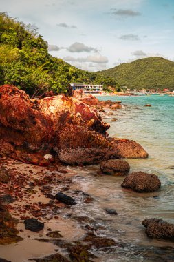 Red cave at Thong lang beach at Larn island (Koh Larn). Beautiful of sea at Chonburi, Thailand.