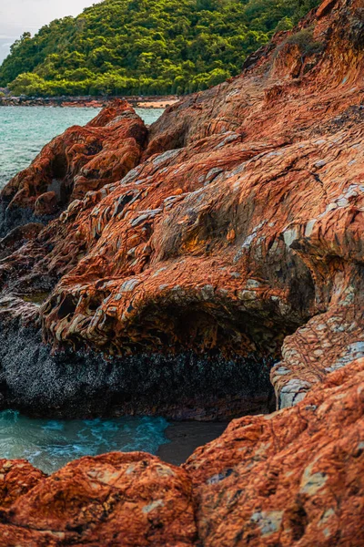Red Cave Thong Lang Beach Larn Island Koh Larn Beautiful — Foto de Stock