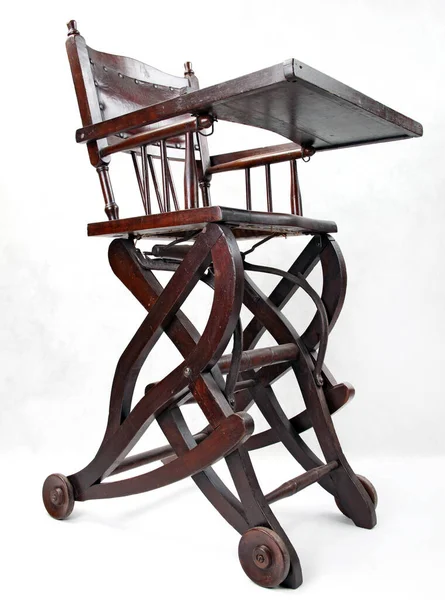 Old Child Chair — 스톡 사진