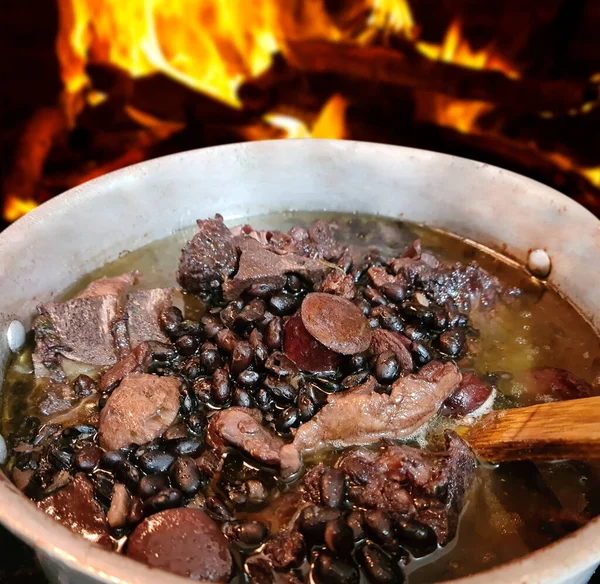 Hagyományos Brazil Étel Feijoada Fekete Bab Disznóhússal — Stock Fotó