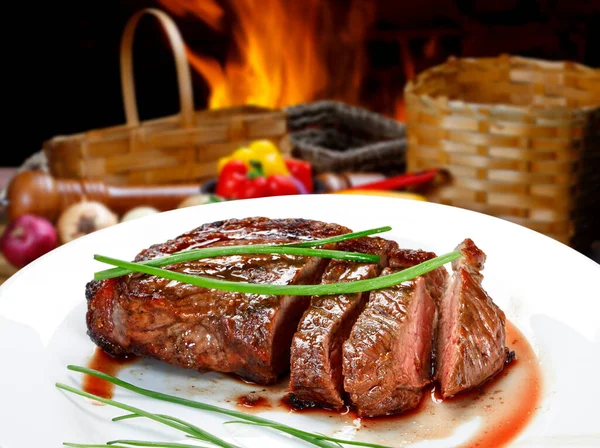 Biefstuk Vlees Geroosterd Grill Met Houtskool — Stockfoto
