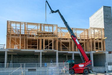 Construction framing in wood, buildings and houses
