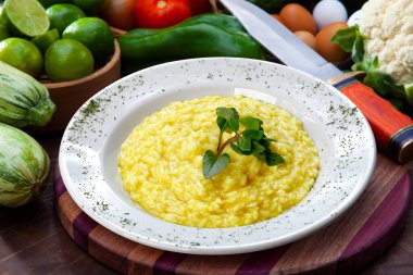 Risotto, İtalyan mutfağı, pirinç.