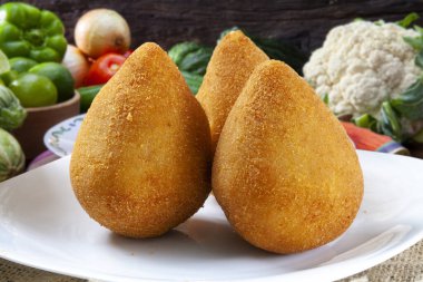 Tavuk Coxinha, Brezilya aperatifi.