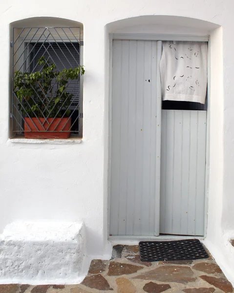 Puerta y ventana de la casa isla griega —  Fotos de Stock