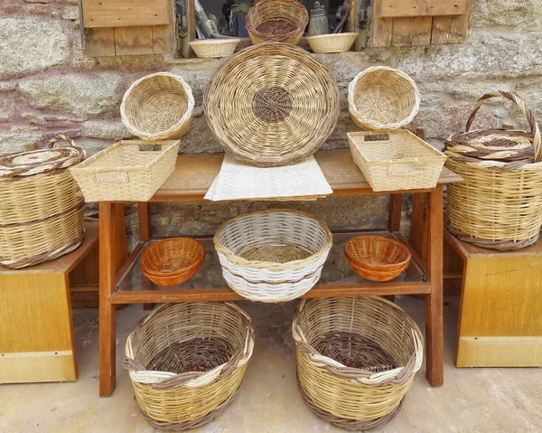 Variety of rattan baskets — Stock Photo, Image