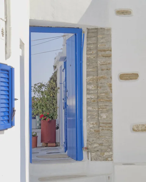 Entrée de la maison dans une île méditerranéenne — Photo