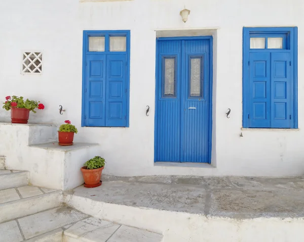 Mediterraneo isola casa facciata — Foto Stock