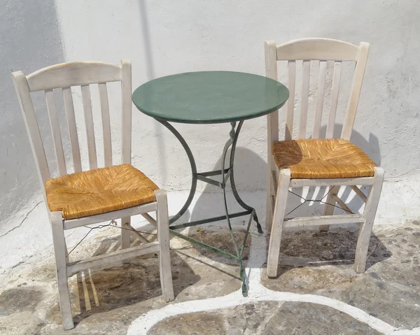 Chairs and table, traditional cofeehouse — Stock Photo, Image