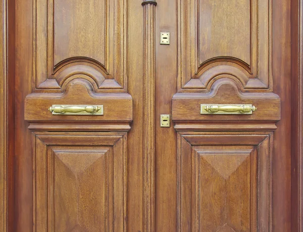 Natural walnut wood door — Stock Photo, Image