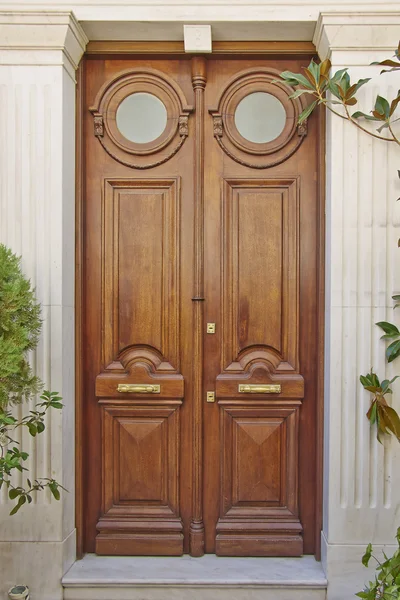 Double "ox eye" door, Athens Greece — Stock Photo, Image