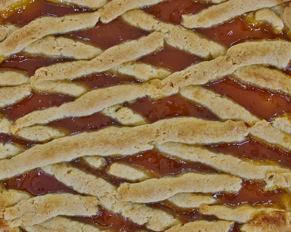 Nudelauflauf, Marmeladenkuchen — Stockfoto