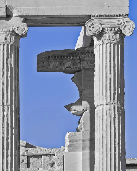 Ancien détail du temple en noir et blanc — Photo