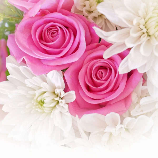 Light Violet Colored Roses White Chrysanthemums Flowers Bouquet Top View — Stock Photo, Image