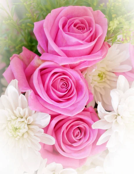 Light Violet Colored Roses White Chrysanthemums Flowers Bouquet Top View — Stock Photo, Image