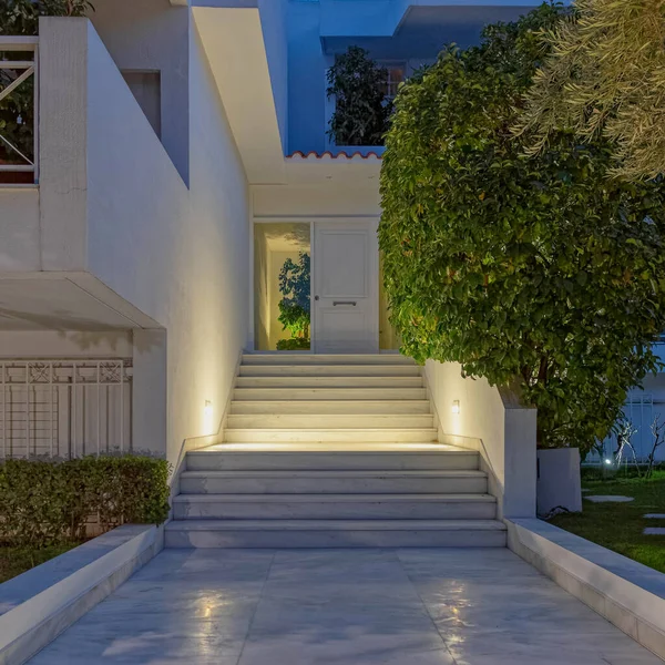 White Marble Stairs Modern House Entrance Night View Athens Greece — Stock Photo, Image