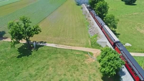 Ronks Pennsylvania June 2021 Aerial Overhead View Steam Engine Puffing — Stock Video