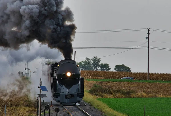 Antique Restored Steam Freight Train Approaching Blowing Smoke and Steam — Stock Photo, Image