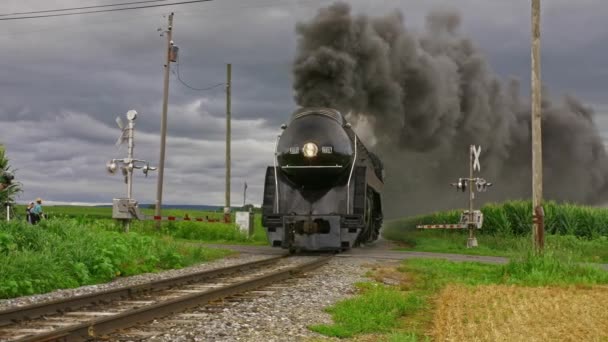 Ronks Pennsylvania July 2021 View Steam Passenger Train Passing Traveling — Stock Video