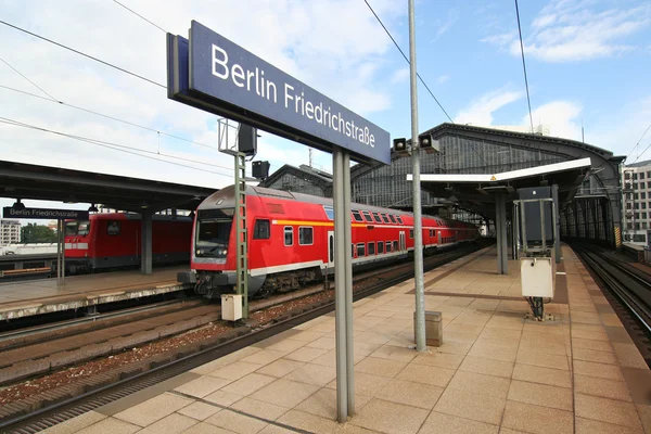 Berlim Estação Ferroviária — Fotografia de Stock