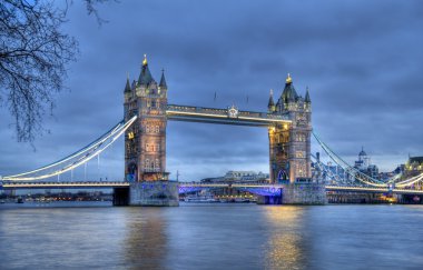 Kule Köprüsü, Londra