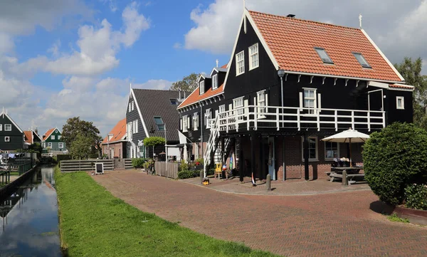 Casas Históricas Madera Antiguo Pueblo Pesquero Marken Holanda — Foto de Stock