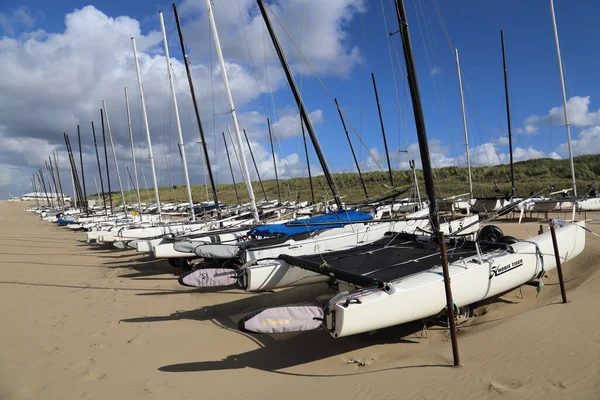 Scheveningen Holland September 2016 Row Sail Boats Beach Scheveningen Holland — Stockfoto