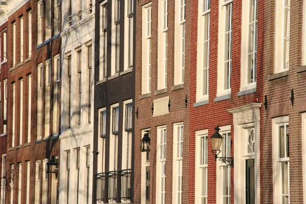 Monumentala Hus Amsterdams Kanaler — Stockfoto