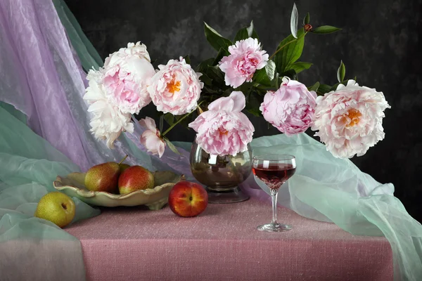 Pink peonies — Stock Photo, Image