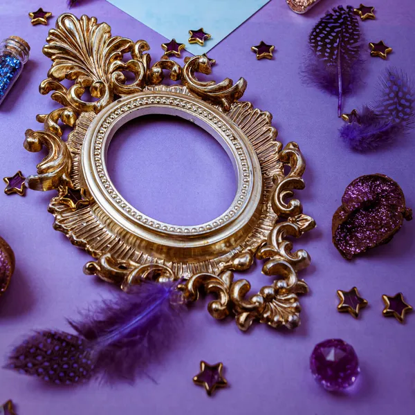 Golden Vintage Frame Purple Background — Stock Photo, Image