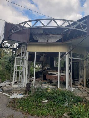 Harkov Saltovka şehrinin Ukrayna bölgesi, savaşın ilk günlerinden itibaren Rusya ile yapılan bombardıman sonrasında zarar gördü.