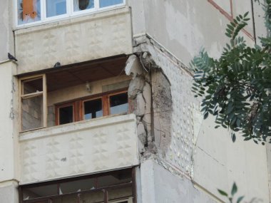 Harkov Saltovka şehrinin Ukrayna bölgesi, savaşın ilk günlerinden itibaren Rusya ile yapılan bombardıman sonrasında zarar gördü.