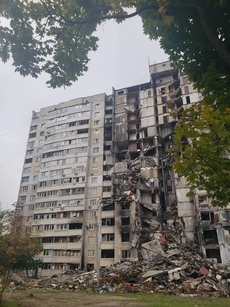 Háború Ukrajnában Elpusztult Harkov Érintett Házak Ukrajna Felgyújtott Házak Ukrajna — Stock Fotó