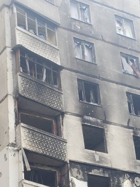Ukrayna 'nın Saltovka ilçesi Kharkov, Rusya' nın Ukrayna 'daki ilk bombardıman savaşından etkilendiği ilk günden beri.