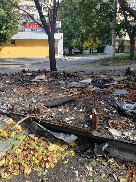 Ukrayna 'daki savaş, Harkov' u Yıkmak, Ukrayna 'daki evler, yanmış evler, Ukrayna savaşı, bombardıman sonrası, boş bölge, çatışmalar sonrası