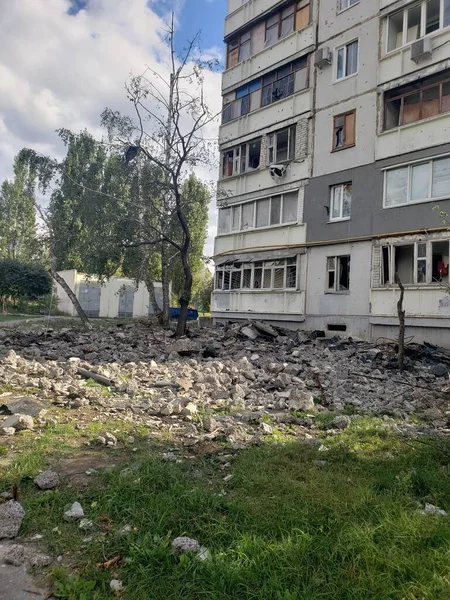 Oorlog Oekraïne Vernietigde Kharkov Getroffen Huizen Oekraïne Verbrandde Huizen Oekraïne — Stockfoto